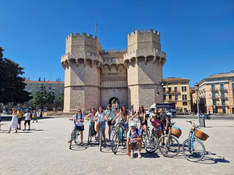 Valencia: Highlights City Tour by Bike With Local Guide - Itinerary Highlights