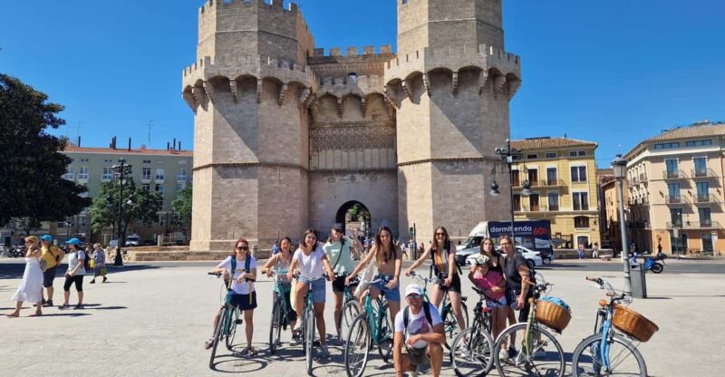 Valencia: Highlights City Tour by Bike With Local Guide - Tour Experience
