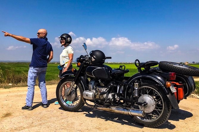 Valencia Highlights on a Vintage Sidecar With Local Driver - Navigating Narrow Streets
