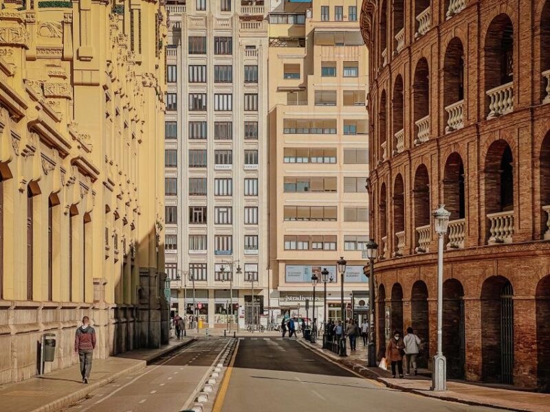 Valencia: Insta-Perfect Walk With a Local - Highlights