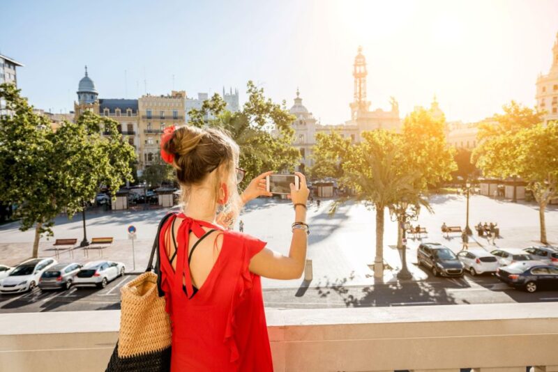 Valencia: Insta-Perfect Walk With a Local - Insta-Worthy Spots