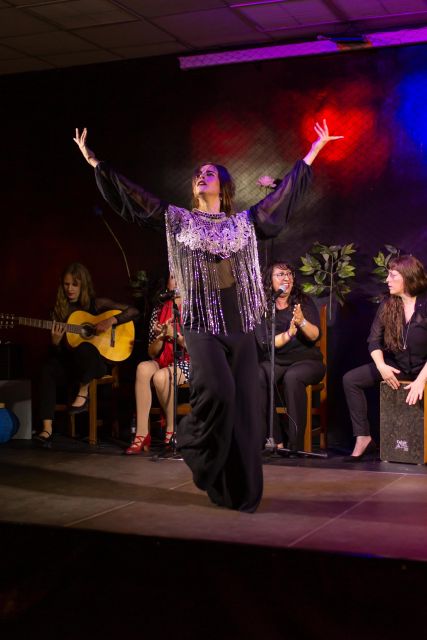 Valencia: Live Flamenco at Fusionart - Venue Ambiance: Fostering Creativity and Intimacy