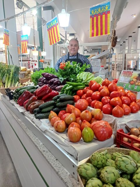 Valencia: Local Market, Boat Trip & Paella Workshop. - Transportation and Inclusions