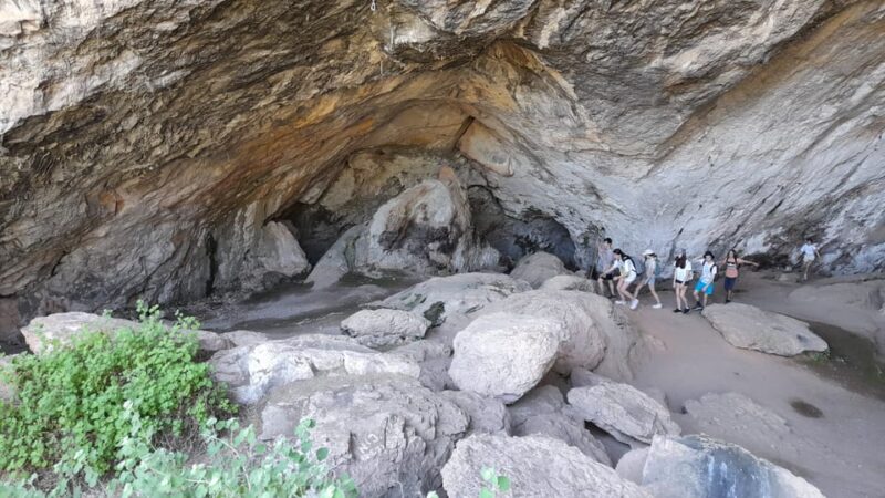 Valencia: Maimona Canyon Hiking Trip With Thermal Springs - Key Points
