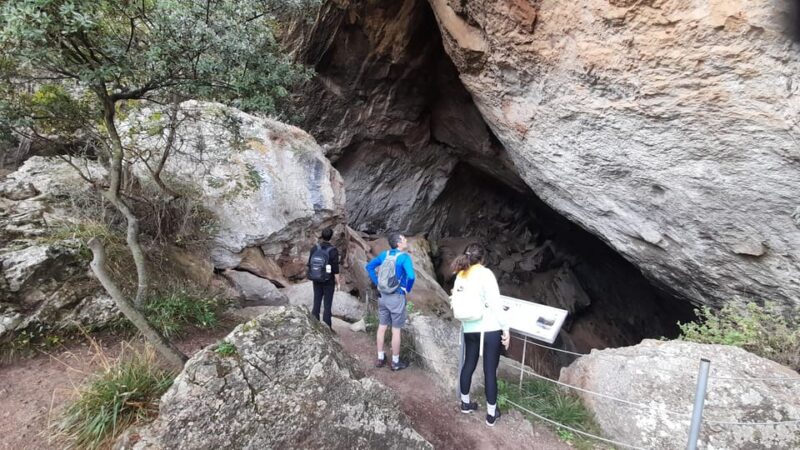 Valencia: Maimona Canyon Hiking Trip With Thermal Springs - Hiking Experience