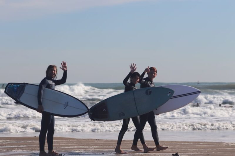 Valencia: Malvarrosa Beach Beginner Surf Class - Pricing and Group Size
