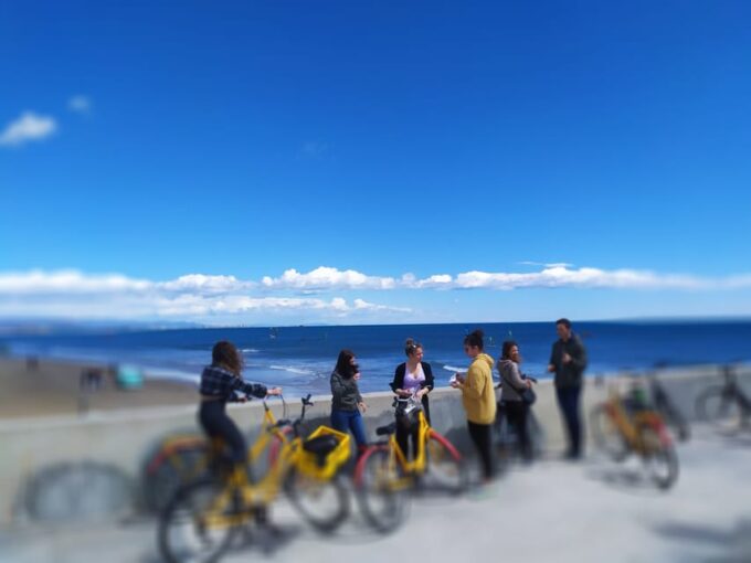 Valencia MOBike Tour - Experiencing Turia Gardens and Architecture