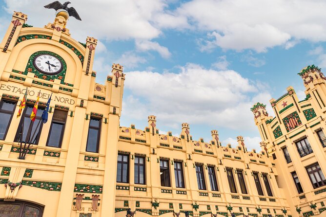 Valencia Monumental Scavenger Hunt - Overview of the Experience
