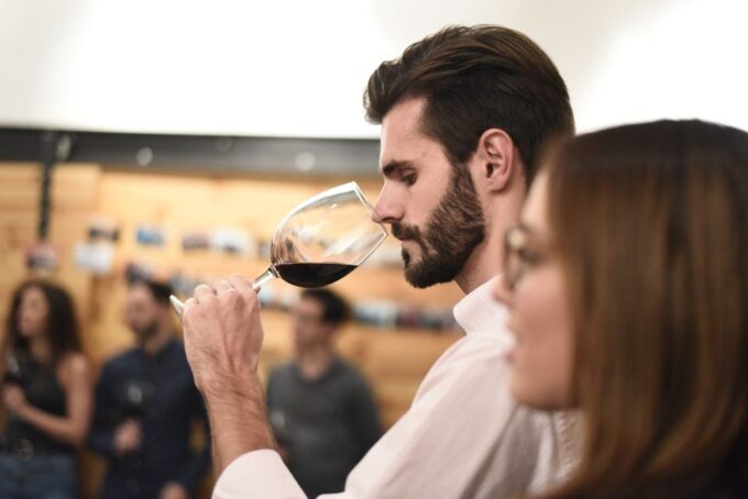 Valencia: Old Town Tour, Wine & Tapas in an 11th Century Monument - Frequently Asked Questions