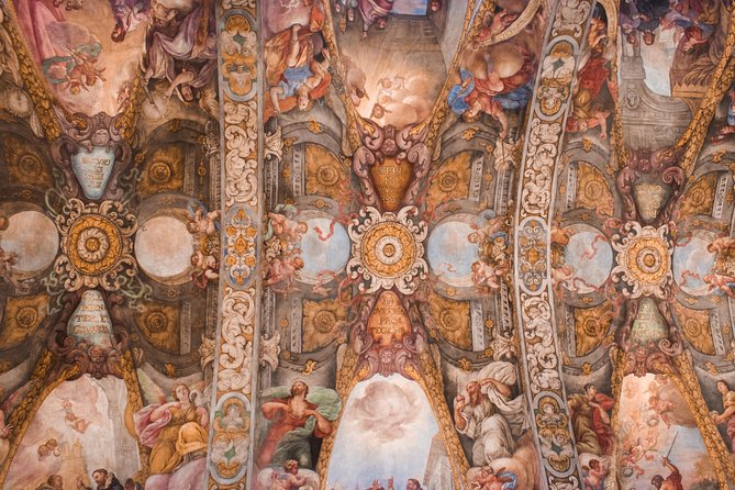 Valencia Old Town Tour With Wine & Tapas in 11TH Century Historic Monument - Explore Valencias Monuments