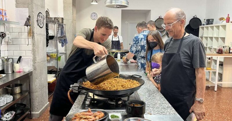 Valencia: Paella Workshop, Tapas and Ruzafa Market Visit - Key Points