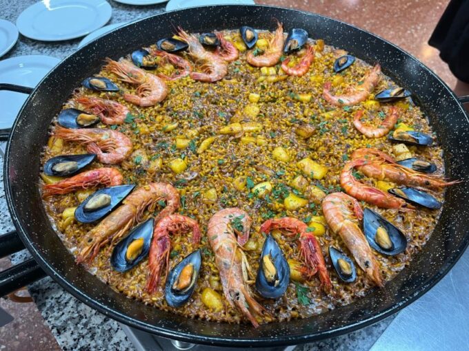 Valencia: Paella Workshop, Tapas and Ruzafa Market Visit - Paella Types and Options