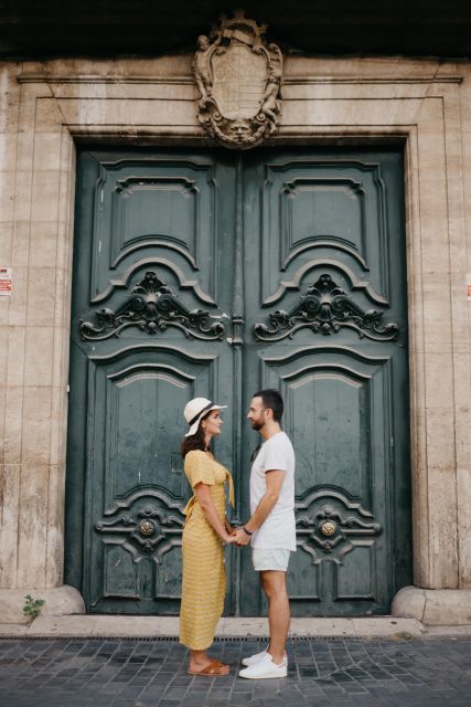 Valencia: Private Photo Tour in the Old Town - Inclusions and Amenities