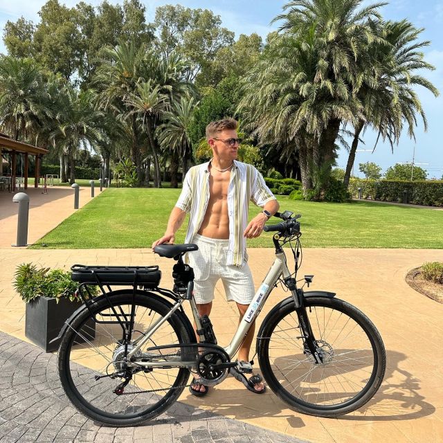 Valencia Private Tour by E-bike or Bike - Discovering Valencias Architecture