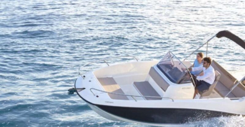 Valencia: Rent Boat With License - Boat Capacity and Features