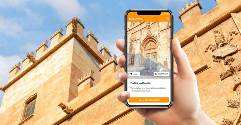 Valencia: Scavenger Hunt and Monumental Self-Guided Tour - Key Points