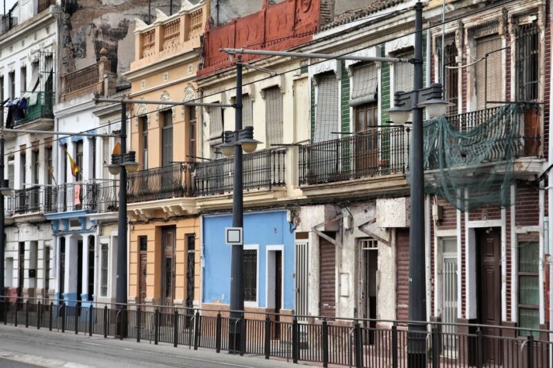 Valencia: Self-guided Audio Tour on Your Smartphone - Tour Details