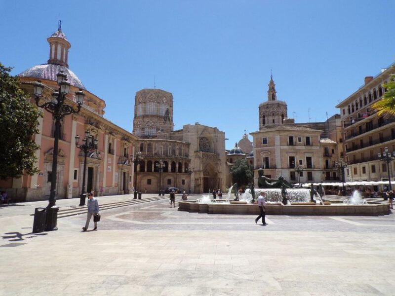 Valencia: Self-Guided Audio Tour - Audio Guide Features