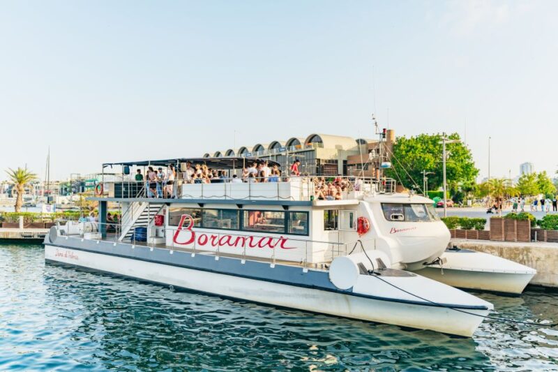 Valencia: Sunset Catamaran Cruise With Cocktail - Experience Highlights