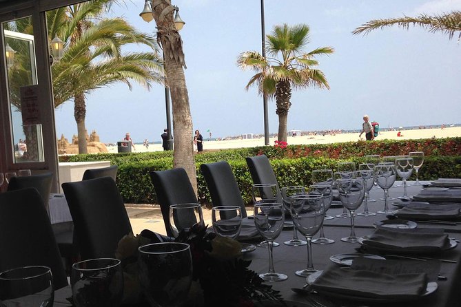 Valencia Sunset Cruise With Dinner at the Beach - Dinner Experience