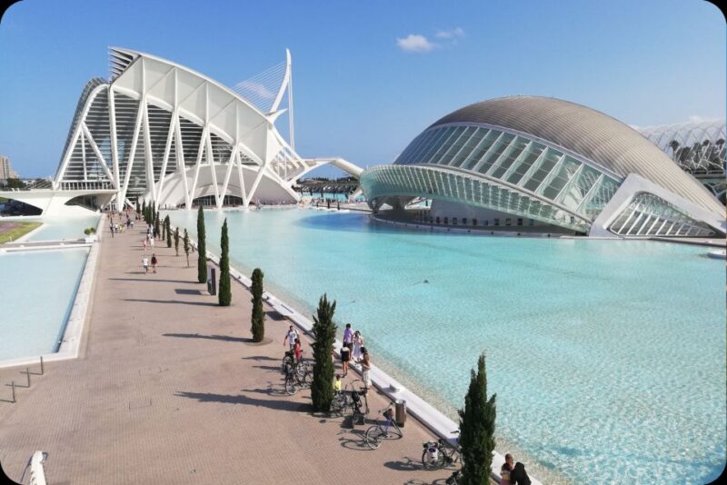 Valencia: the Best 18 Spots in the City by Bike! - Hemisférico (Eye of Knowledge)
