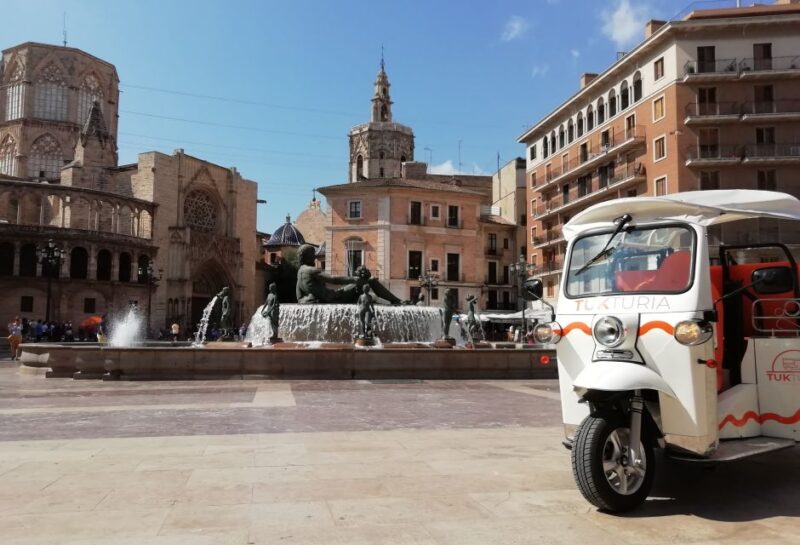 Valencia: Tuk Tuk Historical Tour - Key Points