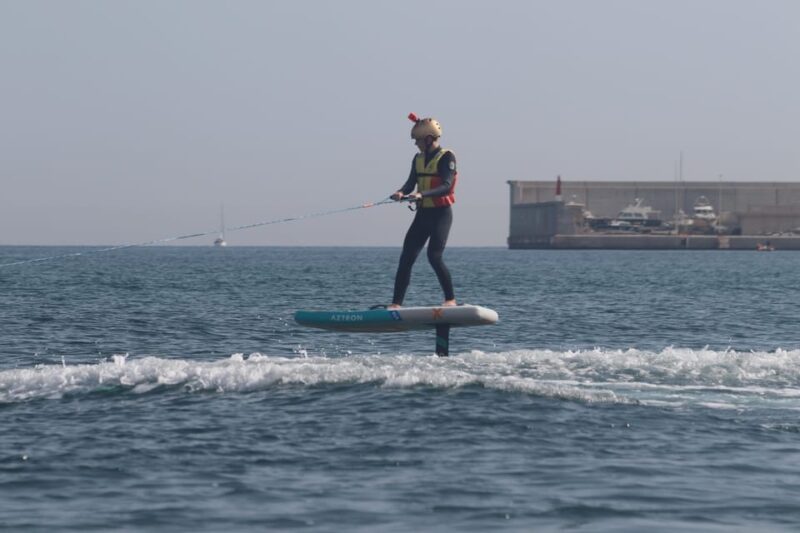 Valencia Wake Foil Class - Duration and Group Size