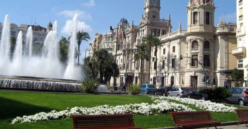 Valencia: Walking Tour of the Medieval City Center - Historical Highlights