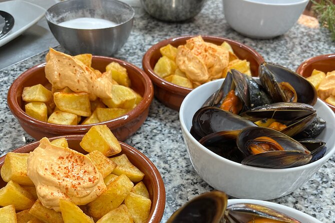 Valencian Paella Cooking Class, Tapas & Sangria - Evening - Testimonials From Satisfied Guests