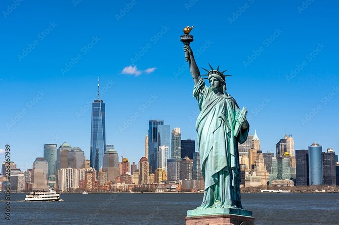 Valentines Dinner Cruise With the NYC Skyline Shared Experience - Exploring the NYC Skyline