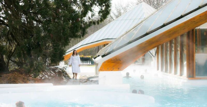 Valkenburg: Thermae 2000 Spa Entry Ticket - Accessibility and Language Options