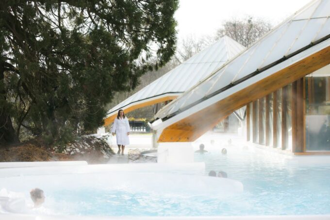 Valkenburg: Thermae 2000 Spa Entry Ticket - Spa Experience Highlights
