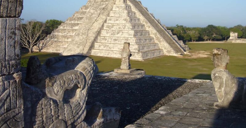 VALLADOLID - CHICHÉN ITZÁ - CENOTES TOUR - Key Points