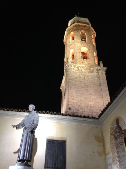 Valladolid: Private Guided Tour With Tapas and Wine Tasting - Private Group Experience