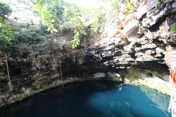 Valladolid Tourist Shared Transport to Chichen Itza & Two Cenotes - Experience and Itinerary