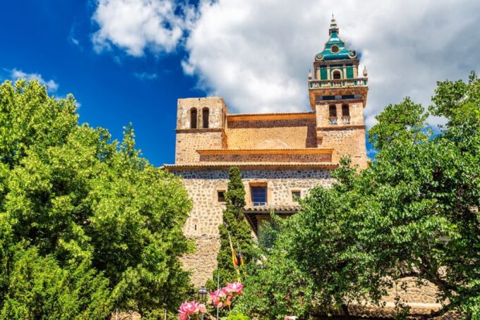 Valldemossa: Discover Valldemossa With a Transfer From Palma - Getting to Valldemossa