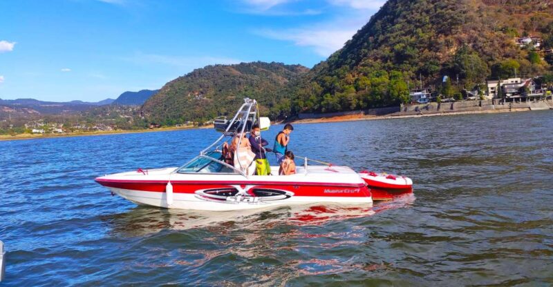 Valle De Bravo: Fast Boat With Aquatic Activities - Tour Highlights