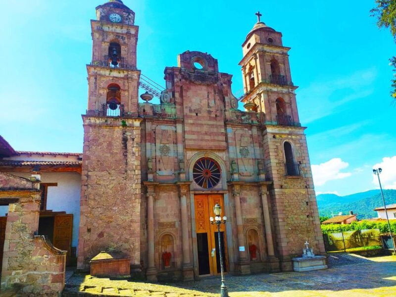 Valle De Bravo: Half-Day Guided City Tour by Van - Preparation and Important Notes