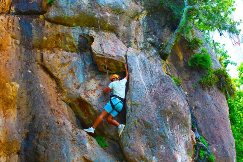Valle De Bravo: Reminder Over a Viewpoint - Safety and Equipment