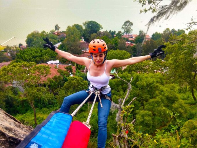 Valle De Bravo: Reminder Over a Viewpoint - Participant Recommendations