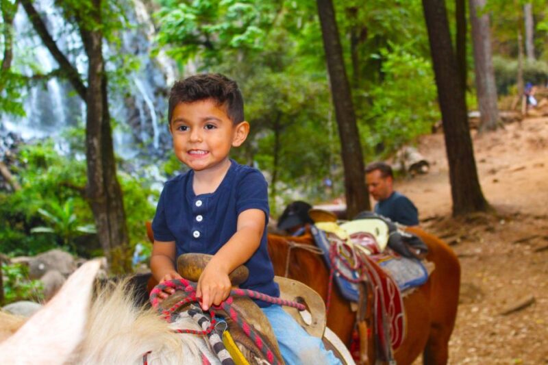 Valle De Bravo: Waterfall Riding Tour - Getting There