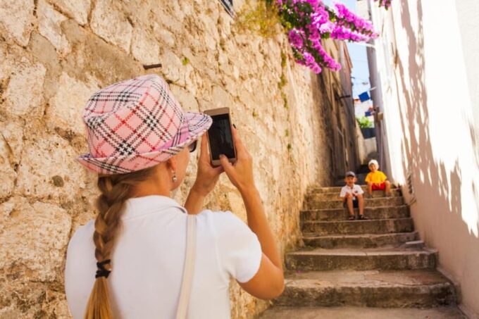 Valletta: Capture the Most Photogenic Spots With a Local - Important Considerations