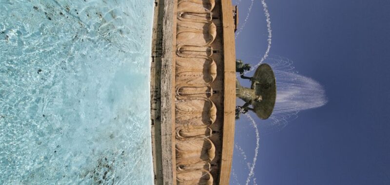 Valletta: City Walking Tour in a Small Group - Local Insights