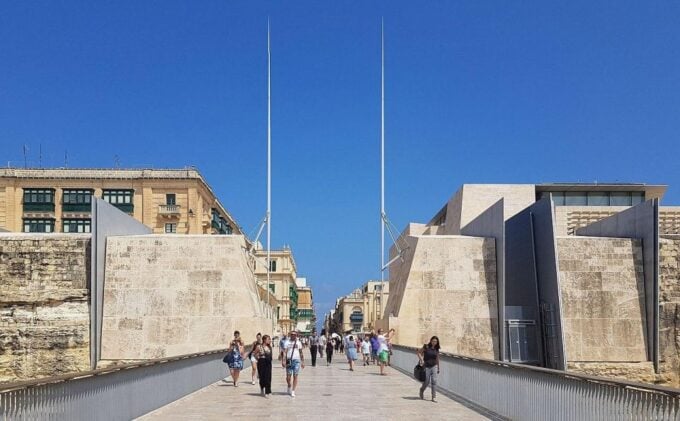 Valletta: Half-Day City Discovery Walking Tour - Meeting Point and Accessibility
