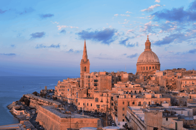 Valletta: Highlights App Guided Tour With Puzzles - App and Equipment