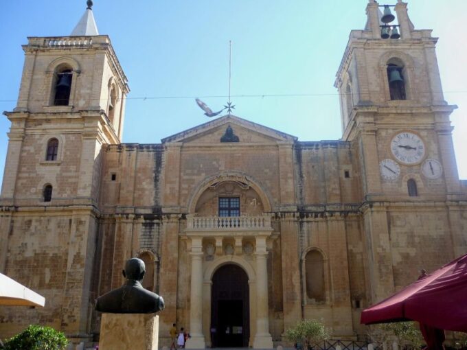 Valletta: Self-Guided Audio Tour - Logistics and Requirements