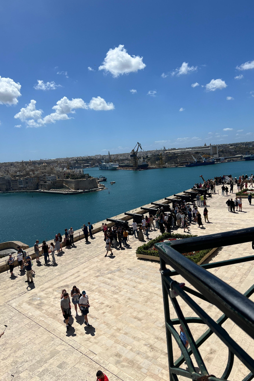 Valletta Walking Tour With Food Tasting - Key Points