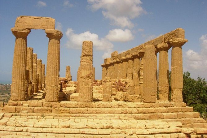 Valley of the Temples and Villa Romana Del Casale Day Trip From Taormina - Tour Logistics and Meeting Points