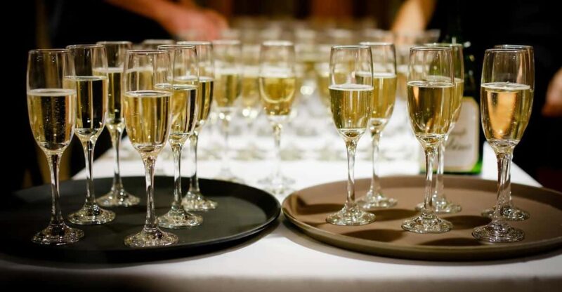Valparaíso: Dinner Party With Local Chef and Sommelier - Dinner Details