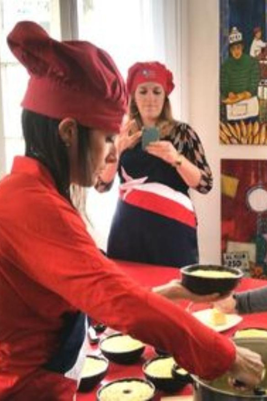 Valparaíso: Express Cooking Class With Wine or Pisco Sour - Pairing Beverages